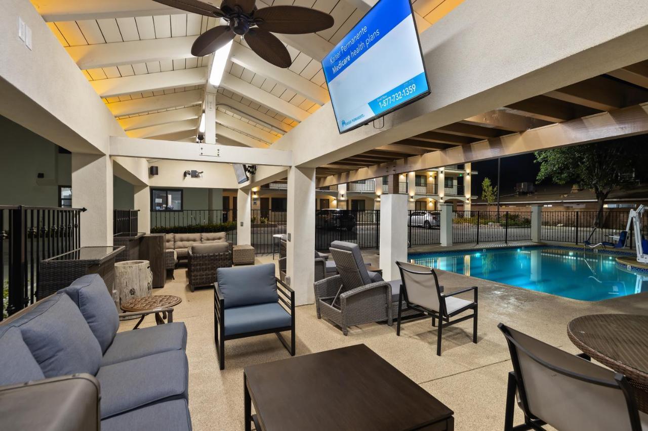 Hotel Huntington Duarte Exteriér fotografie